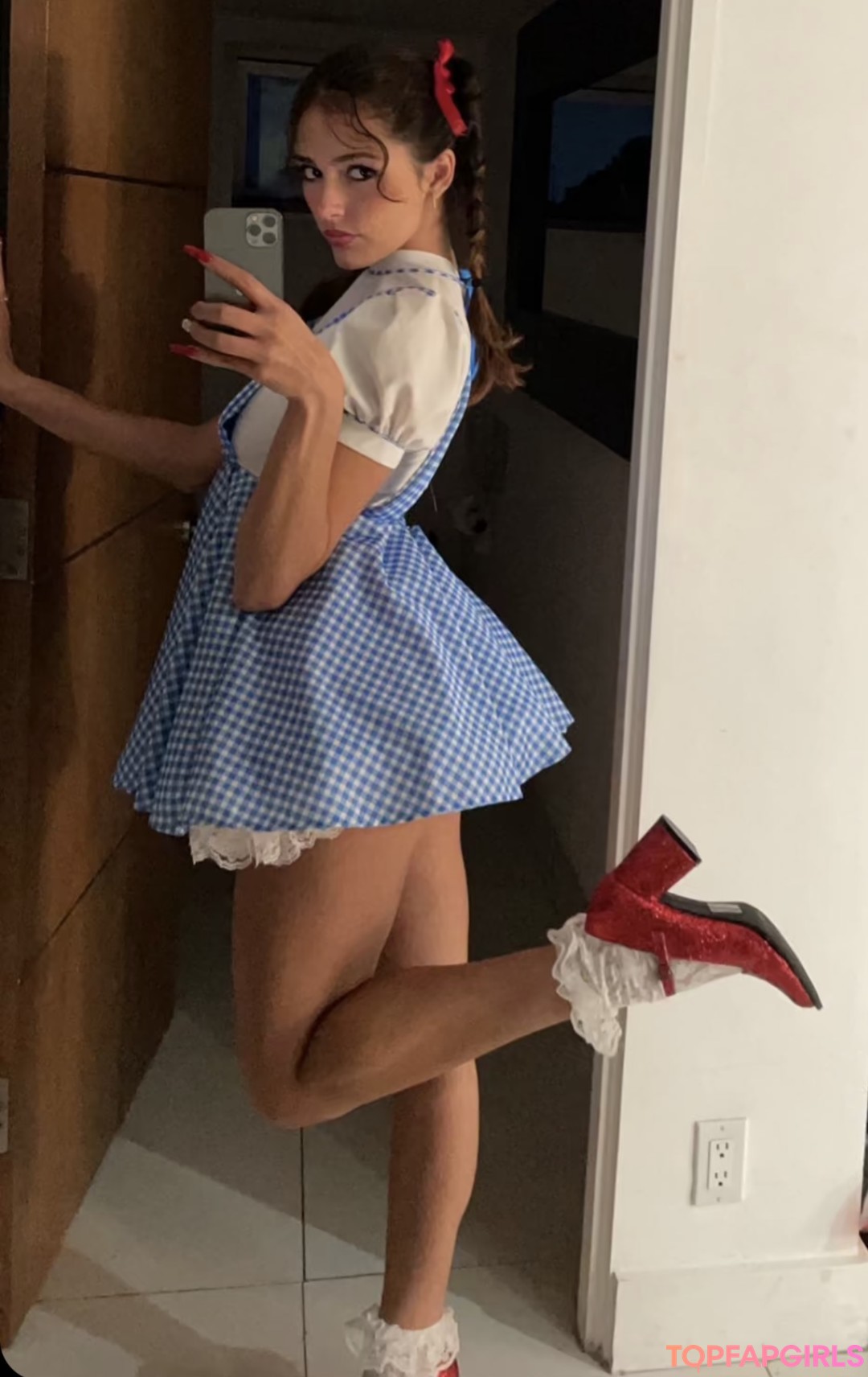 Isabella Ferregur pornographic actress galleries