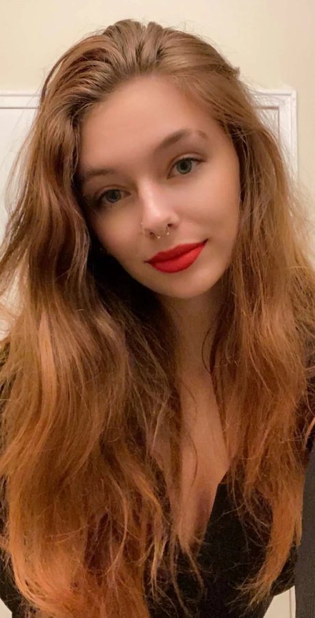 Lydia Renae beautiful star pictures