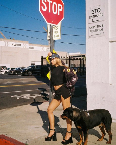 Yovanna Ventura free pornstar archive