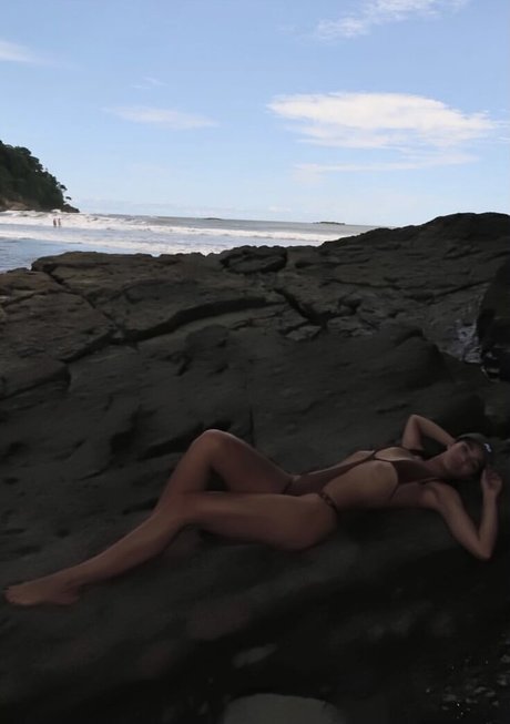 Yovanna Ventura erotic pornstar photo