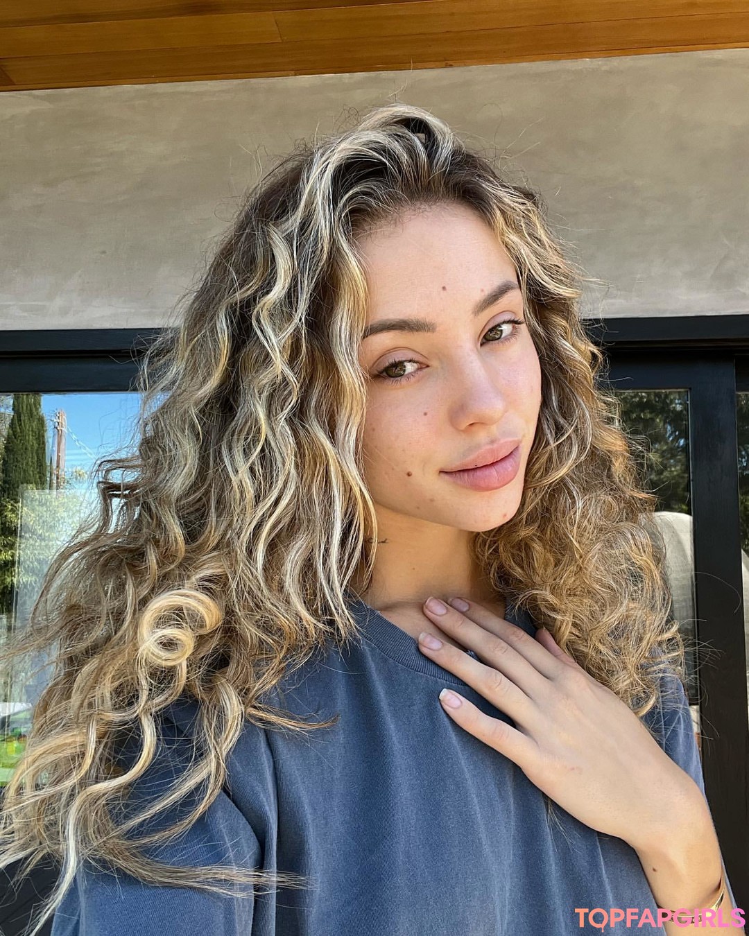 Charly Jordan star nude picture