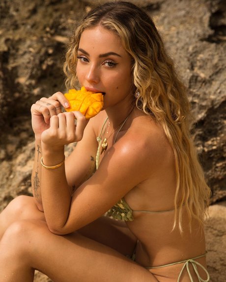 Charly Jordan pornstar naked pic