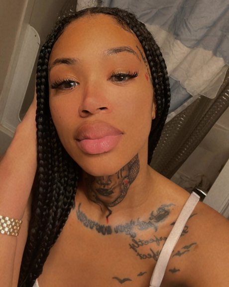 thick nude onlyfans free porn images