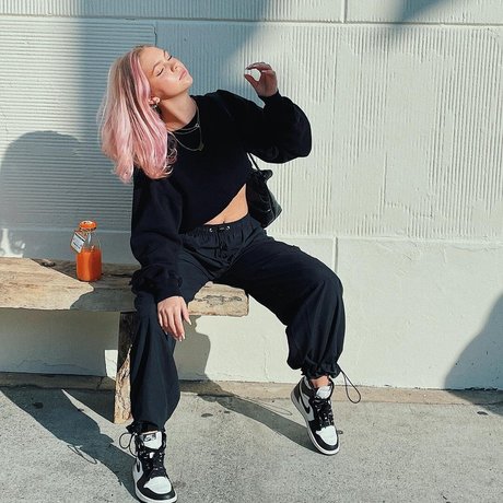 cowgirl milf onlyfans nude image