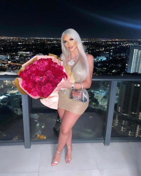 skinny big tits onlyfans hot naked pics