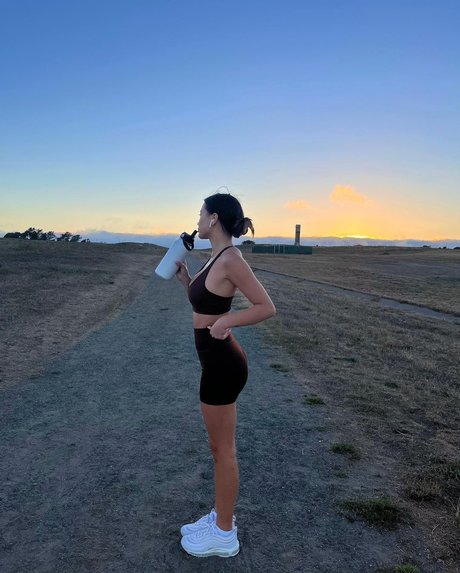 Meilani Kalei best star pic