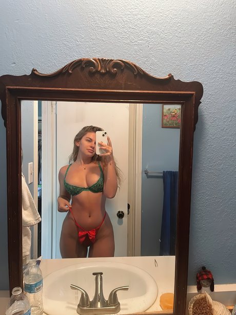 ebony wet pussy onlyfans naked images