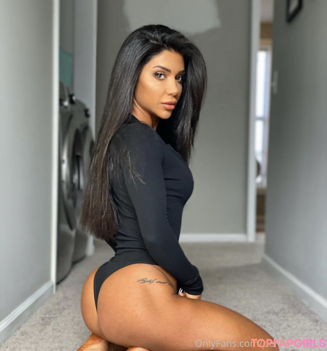 inside onlyfans free image