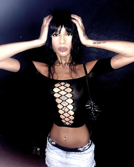 _Andrea Cervantes erotic star img