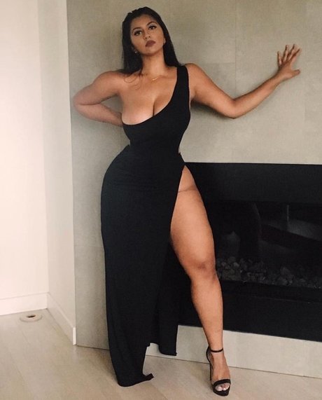 Cynthia Kumar model sex archive