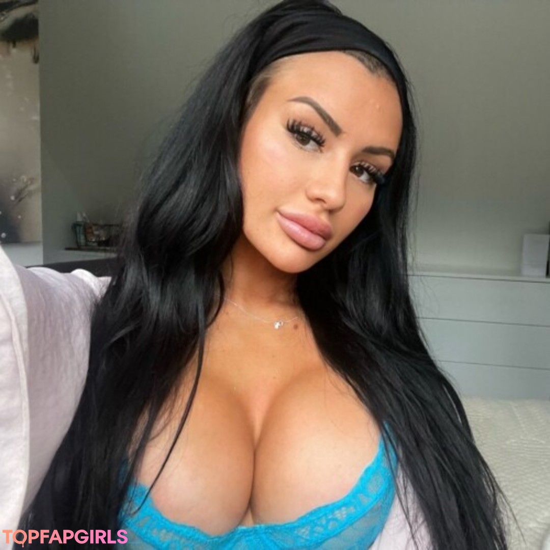 Siannfitness pretty model pic