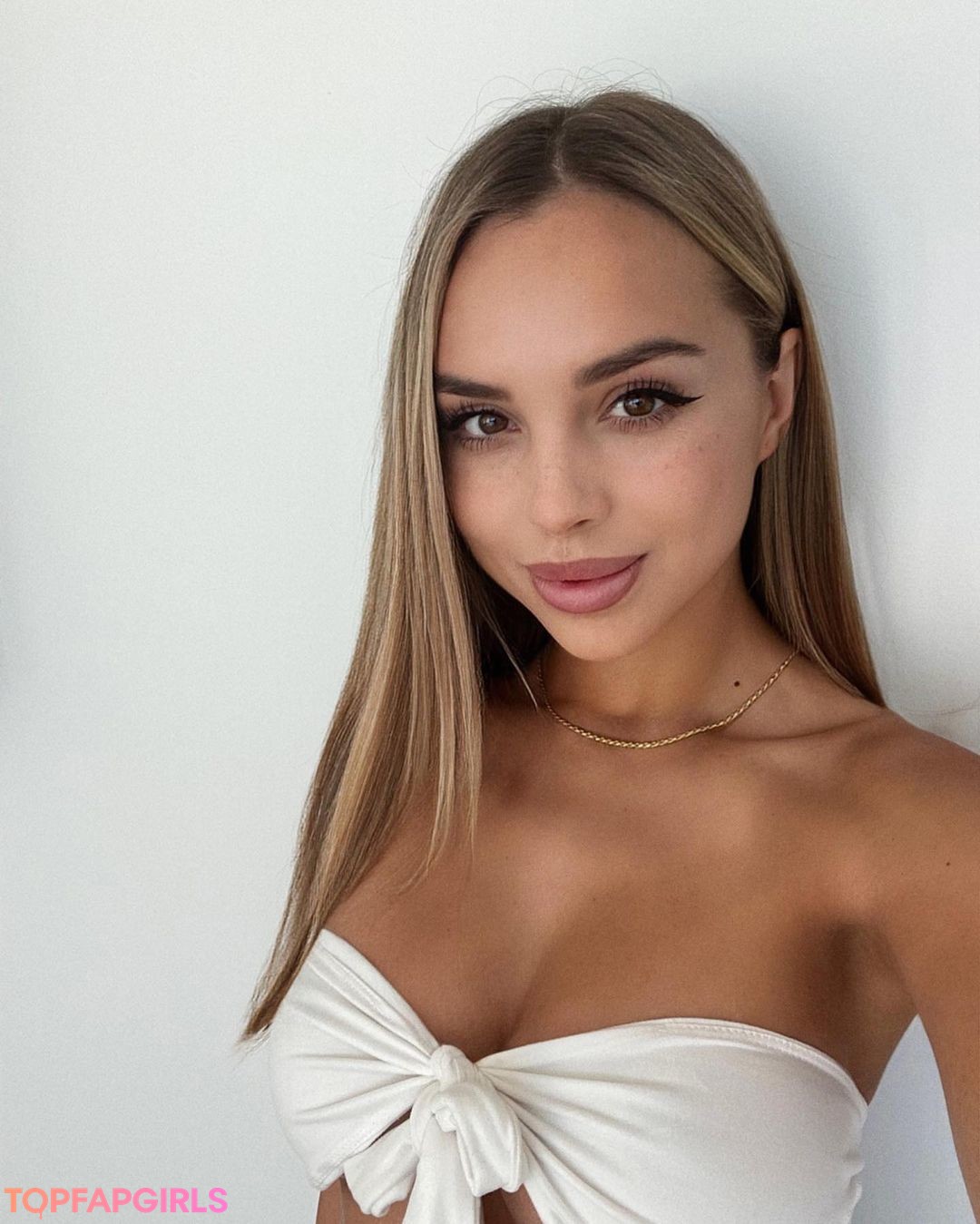 Veronica Bielik star hot pic
