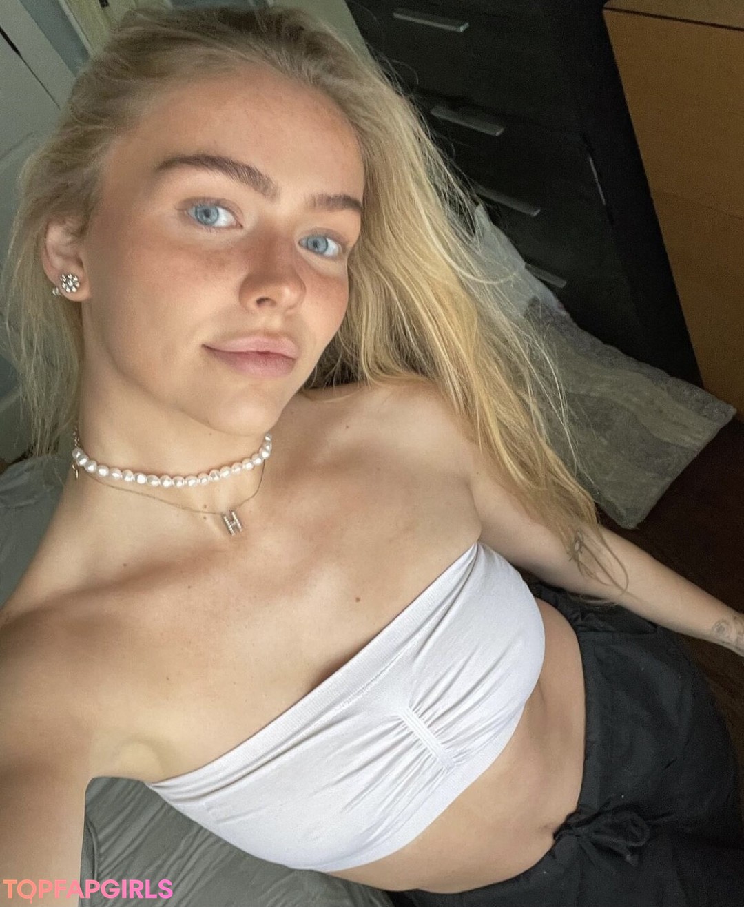 Annika Boron pornstar naked image
