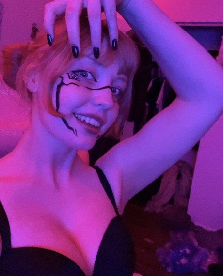 Initialelon porn actress photos