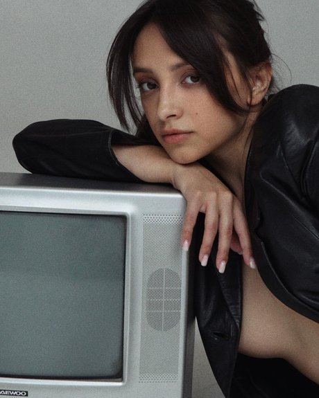 teen orgasm onlyfans naked pic