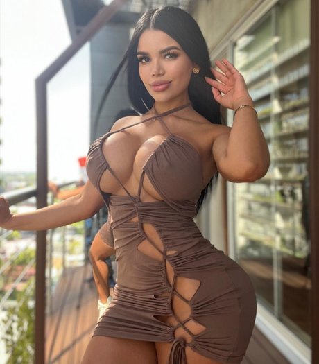 Anggy Lotito star free pic