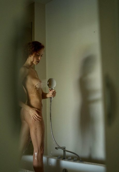 Curly Phoenix hd model img