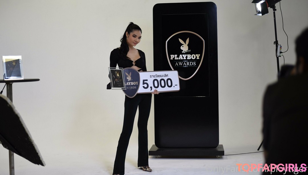 Ploytiger adult model photos