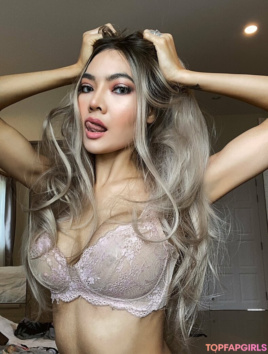 inside onlyfans free nude img