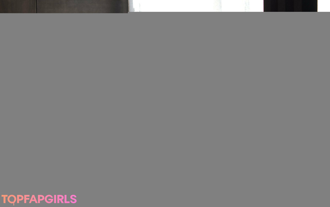 Ploytiger model nude galleries