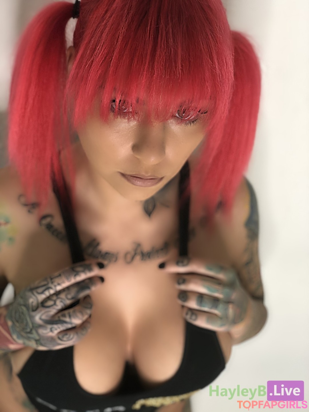 Ms Hayley B art pornstar pics