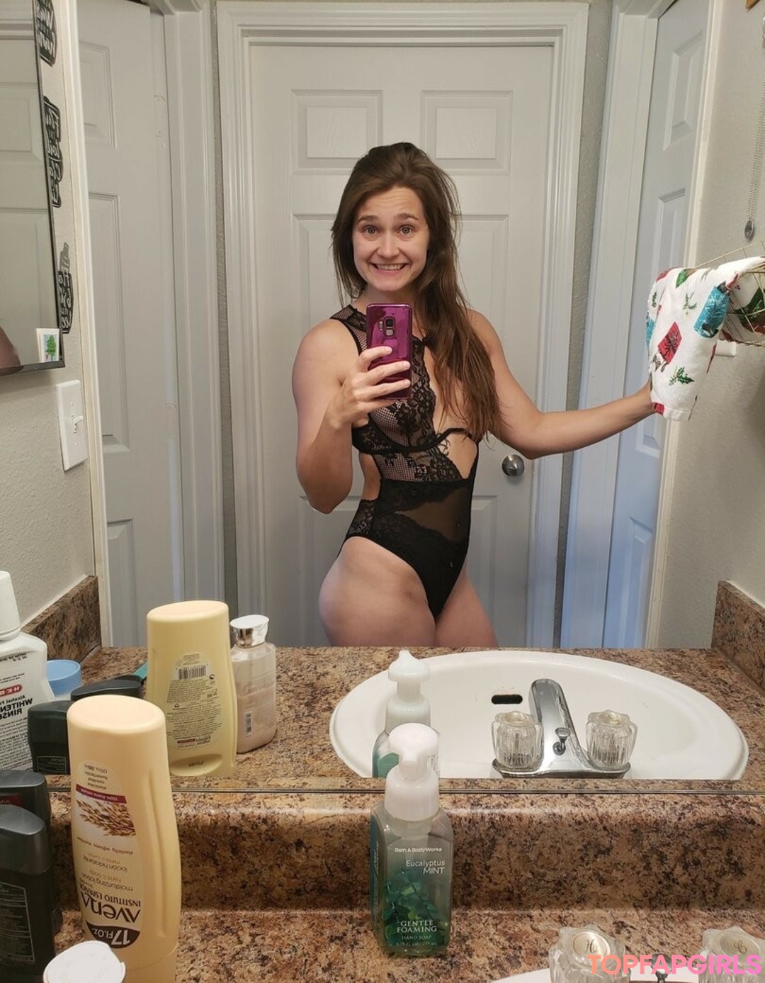 Queen Amber high quality pornstar photos