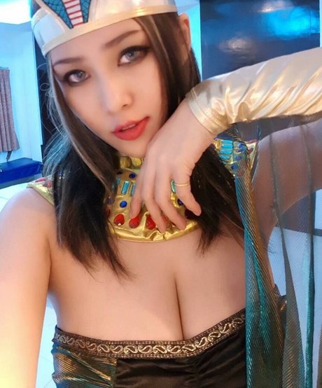 Ma Yourong_ nude pornstar picture