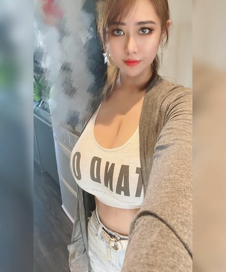 transgender onlyfans hot sexy image