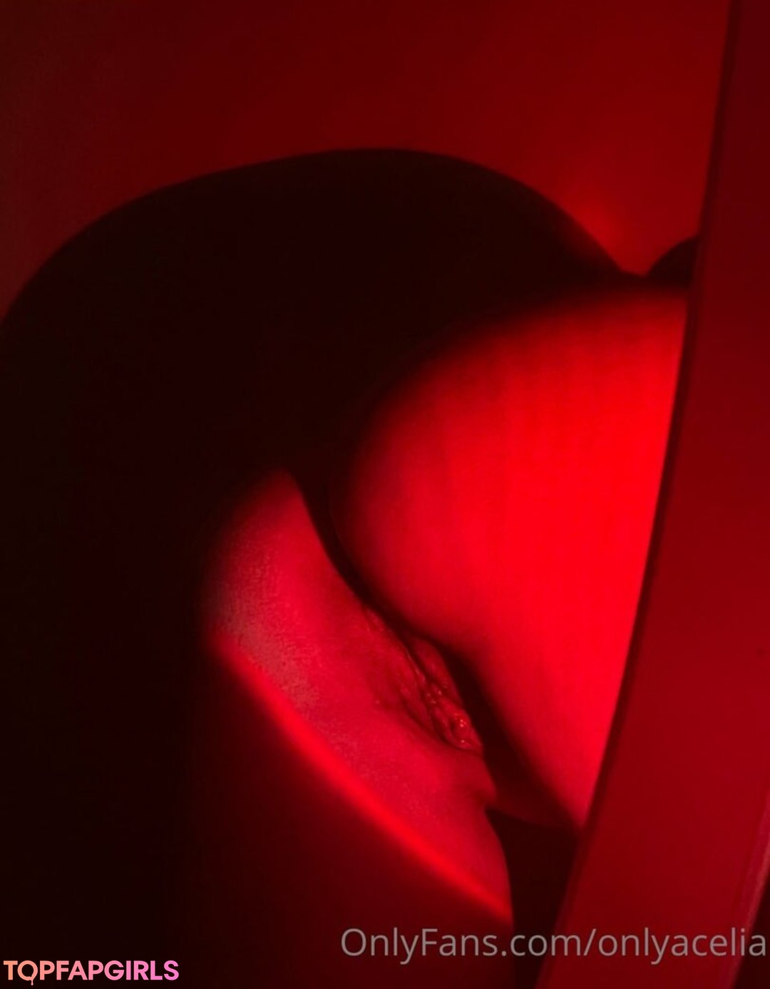 onlyacelia star naked pic