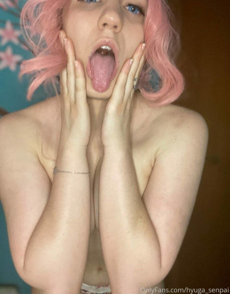 Hyuga Senpai pretty model pictures