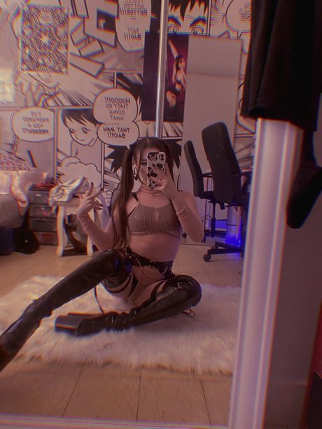 Nellyxven hd pornstar gallery