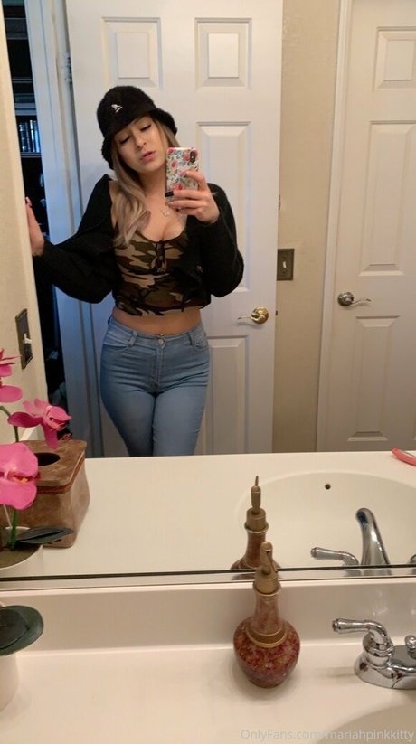 brunette petite onlyfans art naked pics