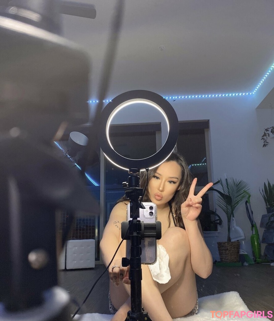 Naomi sex star image