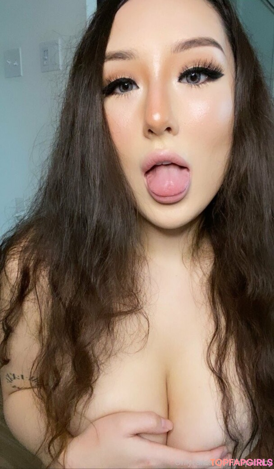 Naomi adult star picture