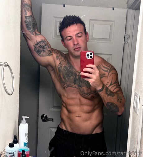 Tattedfire star nudes pic