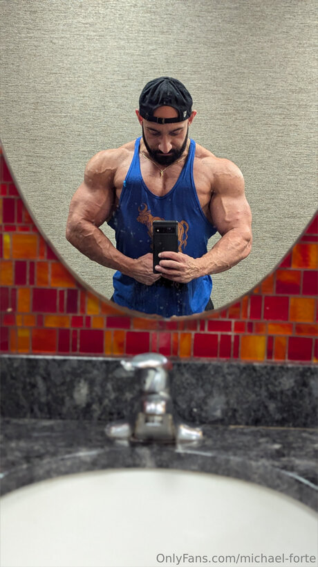 Michael Forte nude model photos