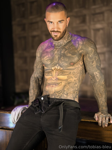 Tobias Bleu pornographic actress photos