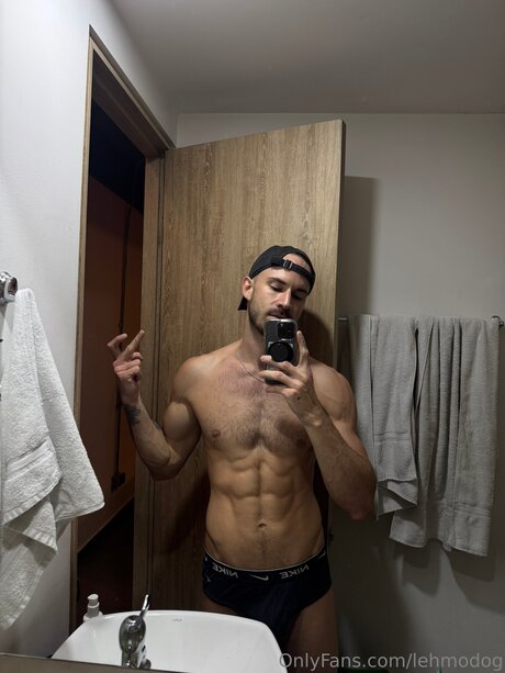 Lehmodog erotic star gallery