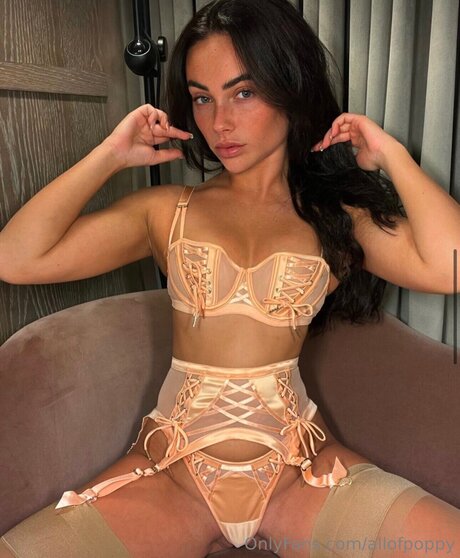 Allofpoppy adult star photos