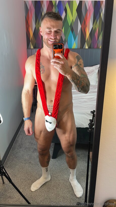 Johnnybravofree nice actress pictures