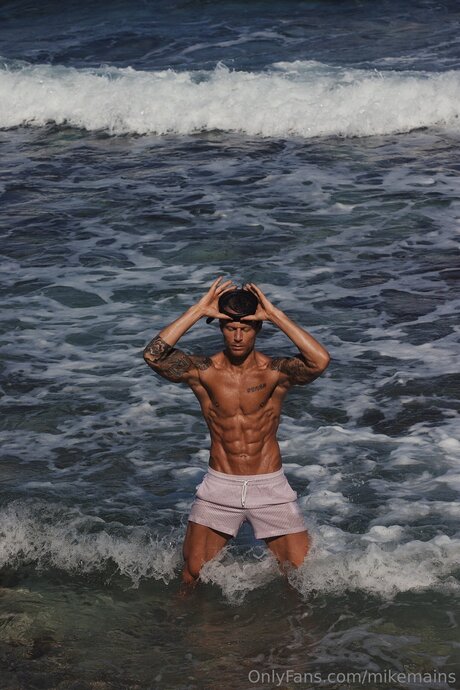 Mainzz porn star pics