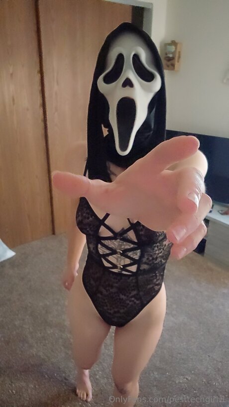 Pesttechgirl 1 star porn pics