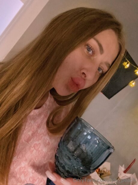 Lyly Peach perfect model photos