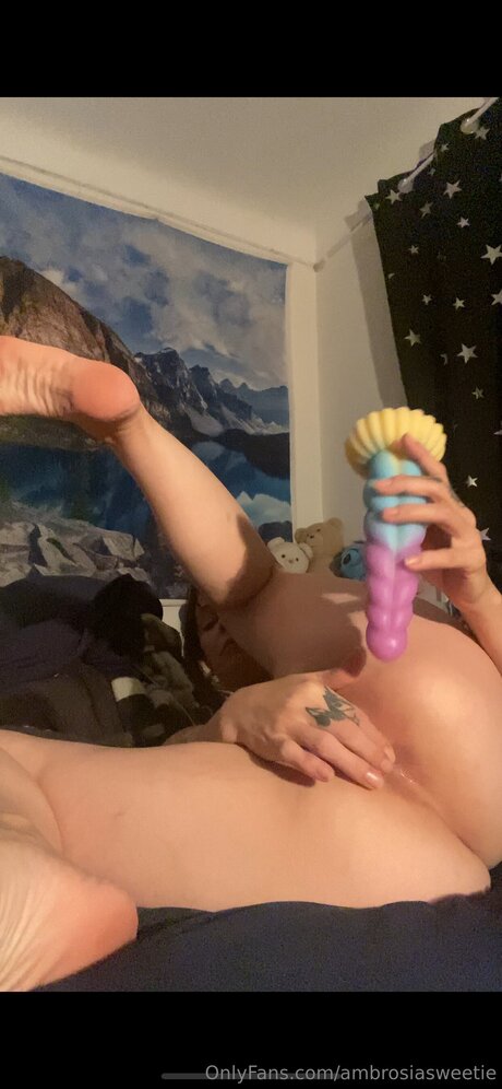 Ambrosiasweetie model picture