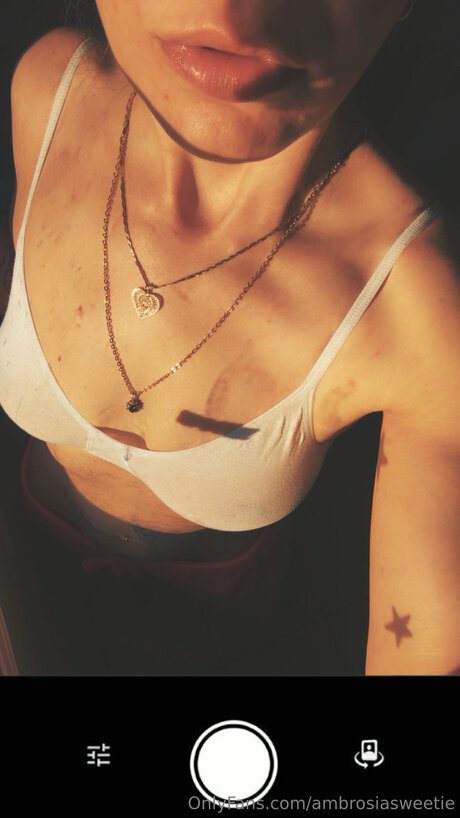 Ambrosiasweetie nice actress photos