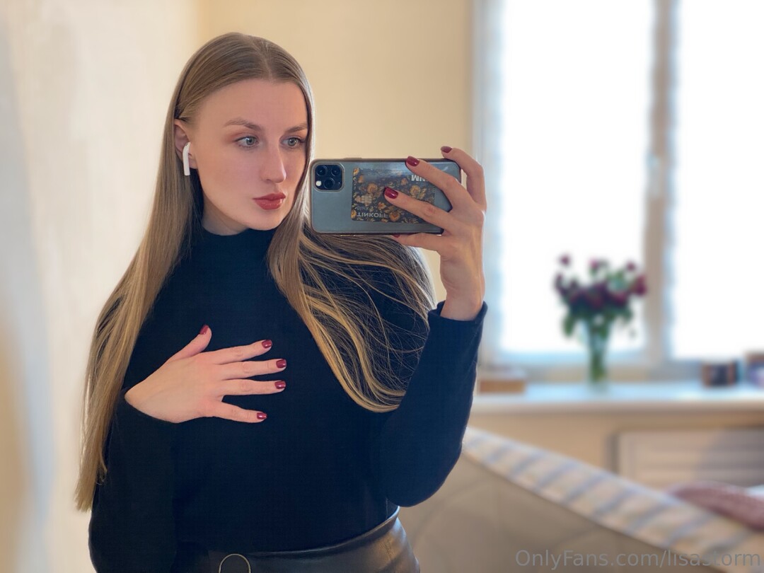 Lisastorm erotic model galleries
