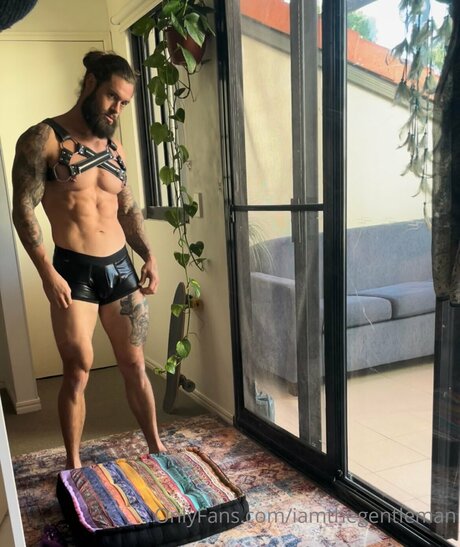 Iamthegentleman model nice gallery