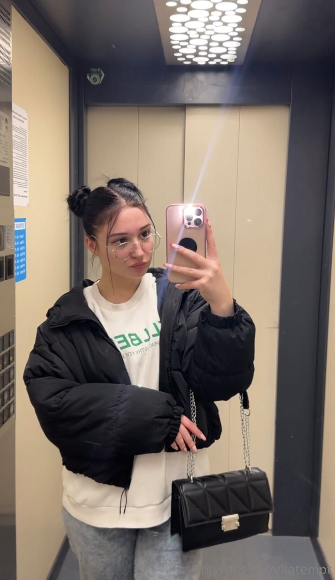 Tinylia exclusive model img