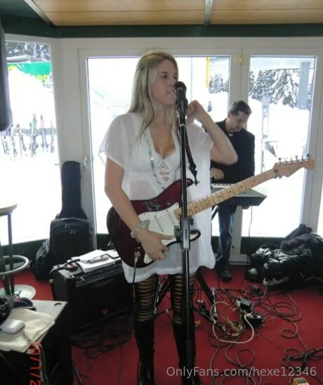 Hexe12346 top profile image