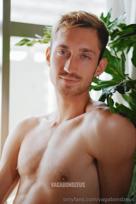 Vagabondzeus xxx actress pics